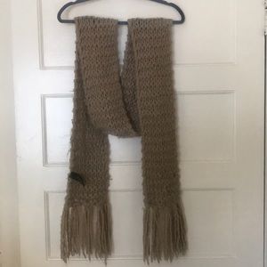 knit scarf with fringe